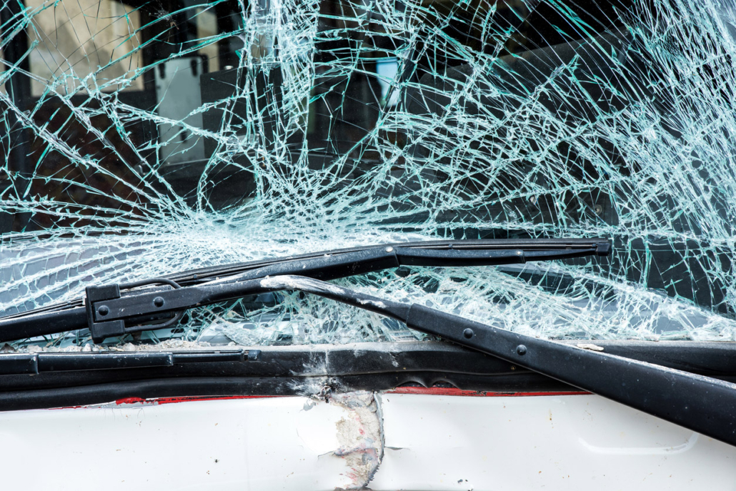 Auto Glas ist sehr wichtig für die Sicht